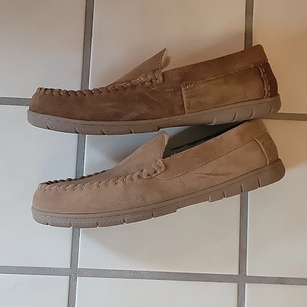 Lands' End Men's Suede Leather Moccasin Slippers faux fur lining